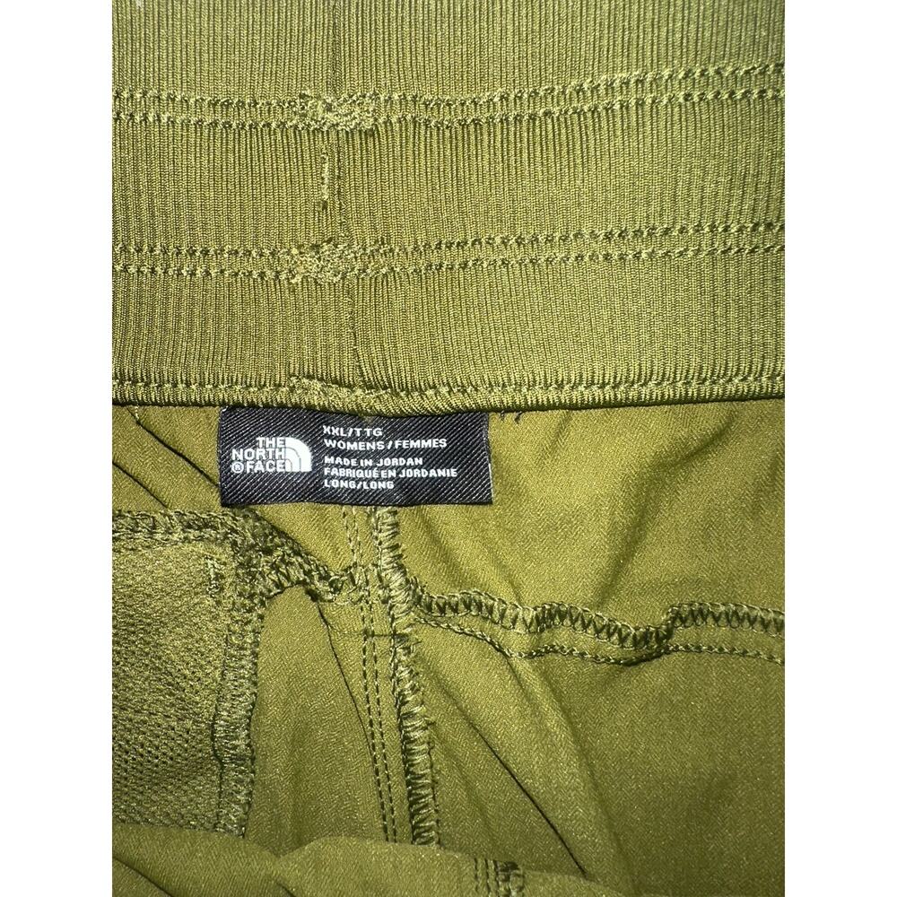 The North Face Women’s XXL Olive Green Pull On Hiking Running Shorts - Picture 2 of 11